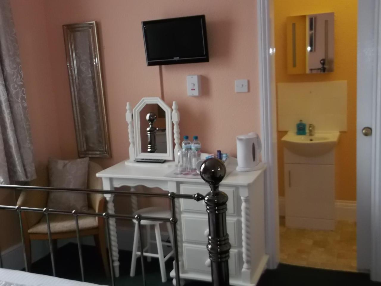 Park Lodge Guest House Бексхилл Экстерьер фото